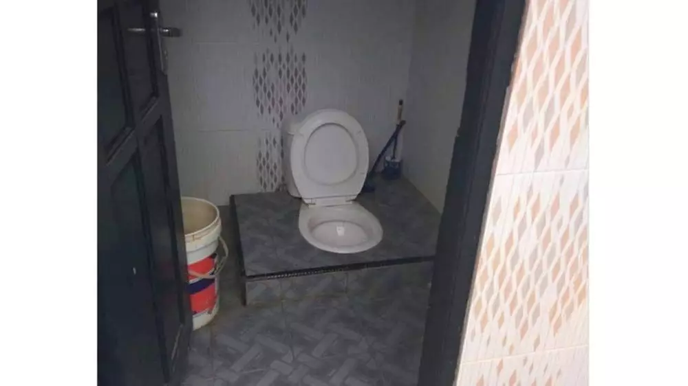 8 Penampakan WC ini bikin Berbagai sumber 8 Penampakan WC ini bikin Berbagai sumber