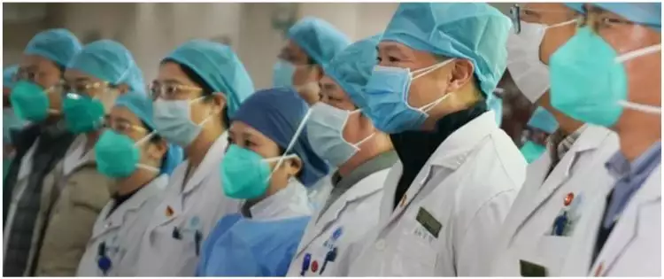 Pasien Corona berhasil sembuh, reaksi perawat di China bikin bahagia