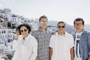 7 Potret kebersamaan Mira Lesmana dengan anak, jarang tersorot