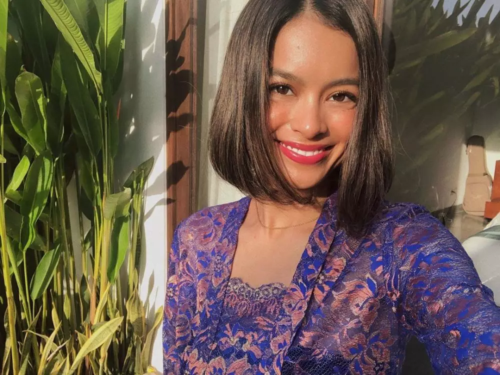 Cara unik 5 seleb tunjukkan percaya diri Instagram