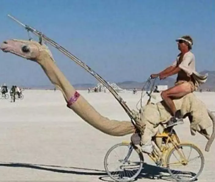 momen absurd saat bersepeda © 2020 1cak.com momen absurd saat bersepeda © 2020 1cak.com