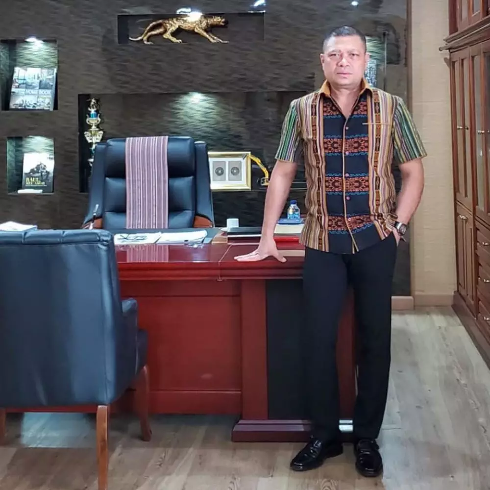 ruang kerja raul lemos © 2020 brilio.net ruang kerja raul lemos © 2020 brilio.net