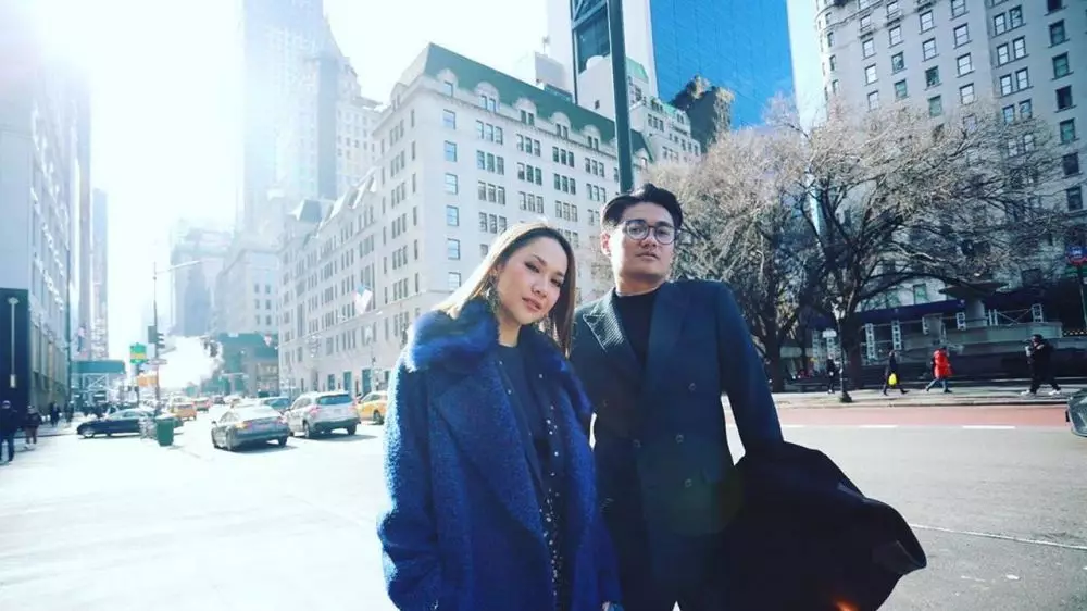 kedekatan bcl dan manajernya © 2020 brilio.net