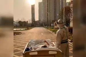 Kisah dokter temani pasien Corona lihat sunset, bikin terenyuh