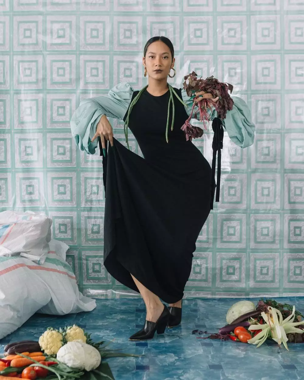 Gaya nyentrik Tara Basro  Instagram Gaya nyentrik Tara Basro  Instagram