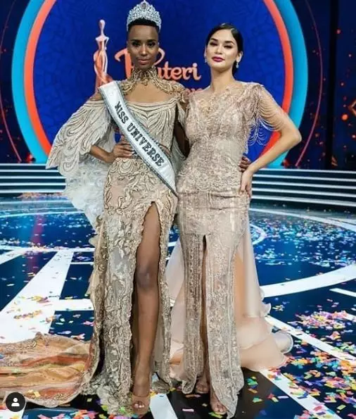 7 Gaya memukau Zozibini Tunzi kenakan busana buatan Anne Avantie berbagai sumber 7 Gaya memukau Zozibini Tunzi kenakan busana buatan Anne Avantie berbagai sumber