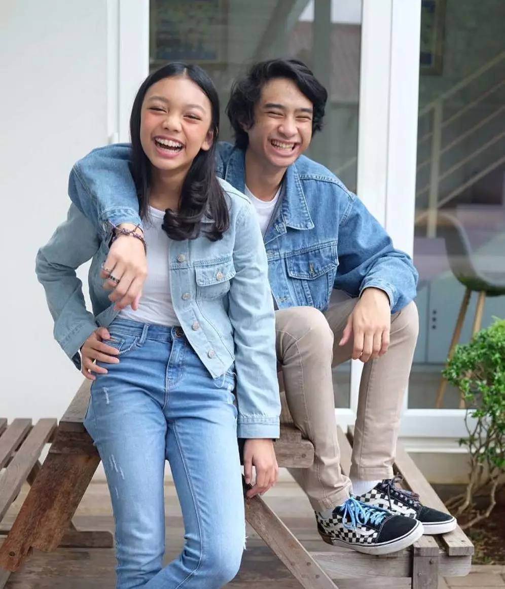 7 Momen kedekatan Naura & Devano Instagram