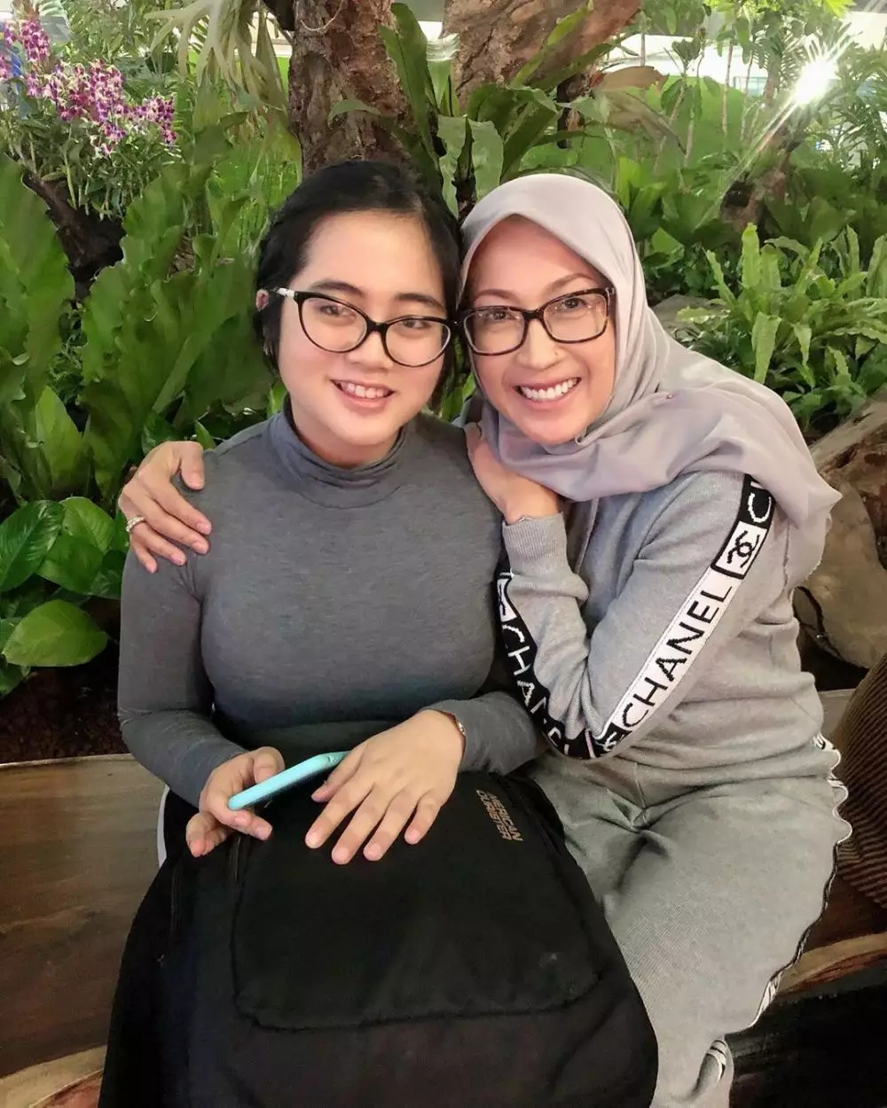 pemain TOP bareng anak kandung instagram  pemain TOP bareng anak kandung instagram