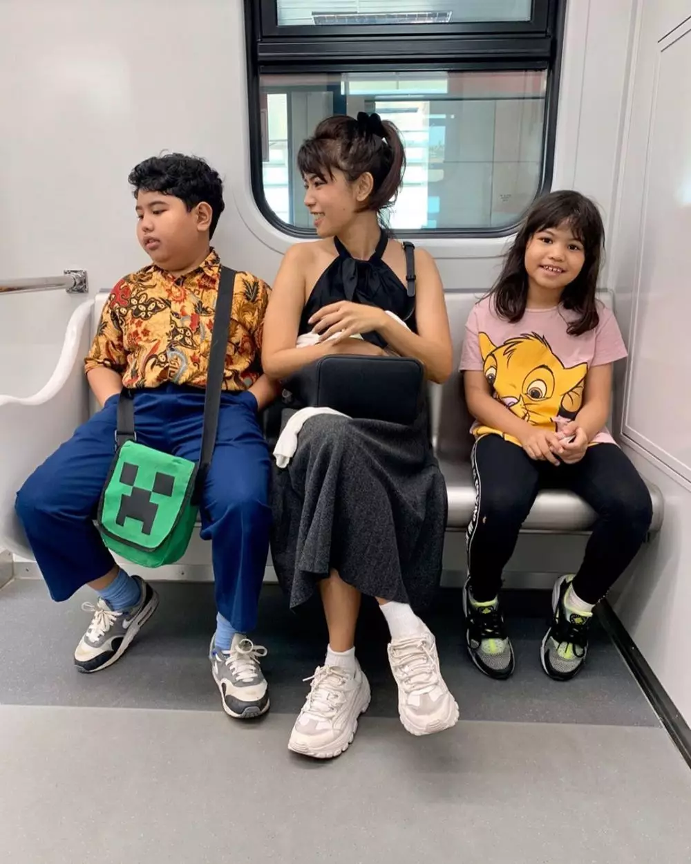 istri Pandji Pragiwaksono © 2020 Instagram/@pandji.pragiwaksono istri Pandji Pragiwaksono © 2020 Instagram/@pandji.pragiwaksono