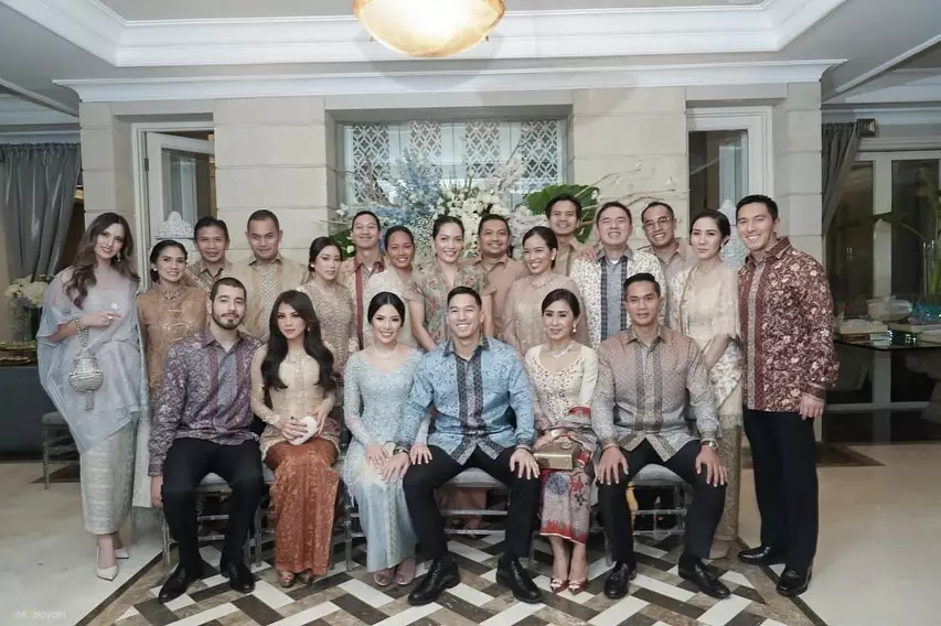 Momen lamaran Arya Bakrie dan Vannya   © 2020 brilio.net