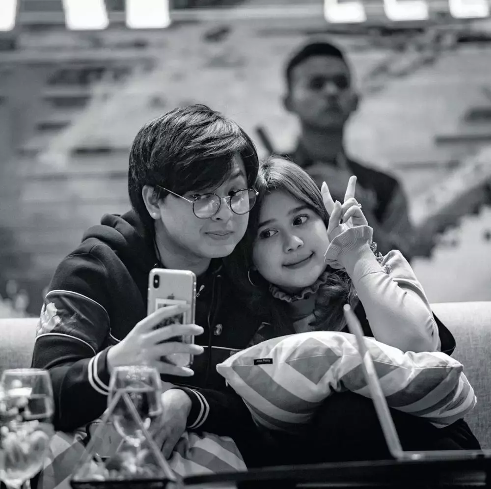 Meski hanya teman duet, 8 potret Arsy dan Jodie ini bikin baper Instagram  Meski hanya teman duet, 8 potret Arsy dan Jodie ini bikin baper Instagram