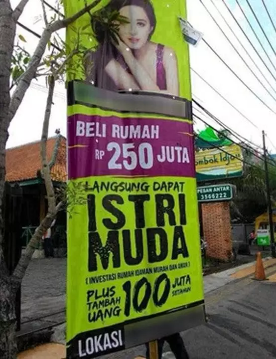 spanduk jual rumah absurdnya bikin mikir keras © 2020 1cak.com