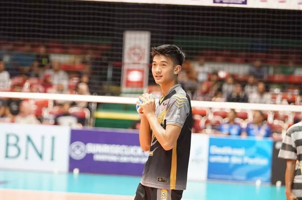 10 Pesona Alfin Daniel, atlet voli yang curi perhatian Ayu Ting Ting Instagram 