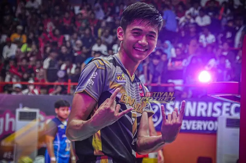 10 Pesona Alfin Daniel, atlet voli yang curi perhatian Ayu Ting Ting Instagram 
