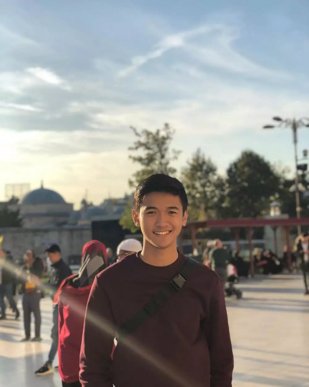 10 Pesona Alfin Daniel, atlet voli yang curi perhatian Ayu Ting Ting Instagram 