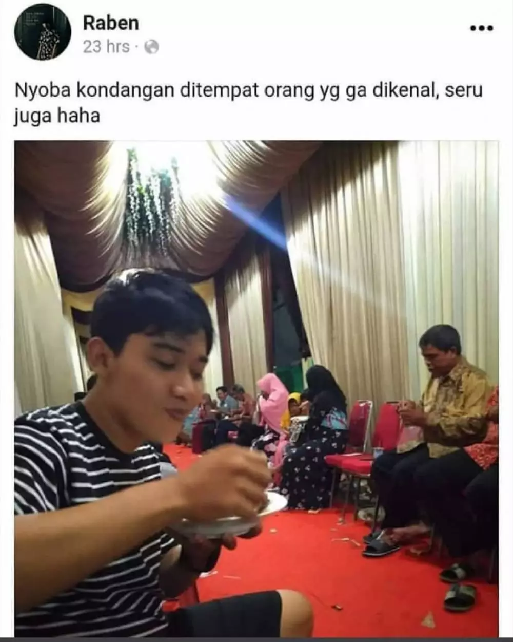 status FB tingkah iseng orang Indonesia © 2020 instagram.com