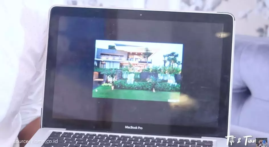 7 Potret desain rumah baru Titi Berbagai sumber