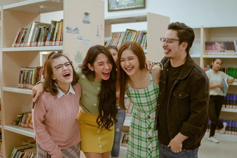 momen reuni pemain sinetron Kepompong instagram  momen reuni pemain sinetron Kepompong instagram