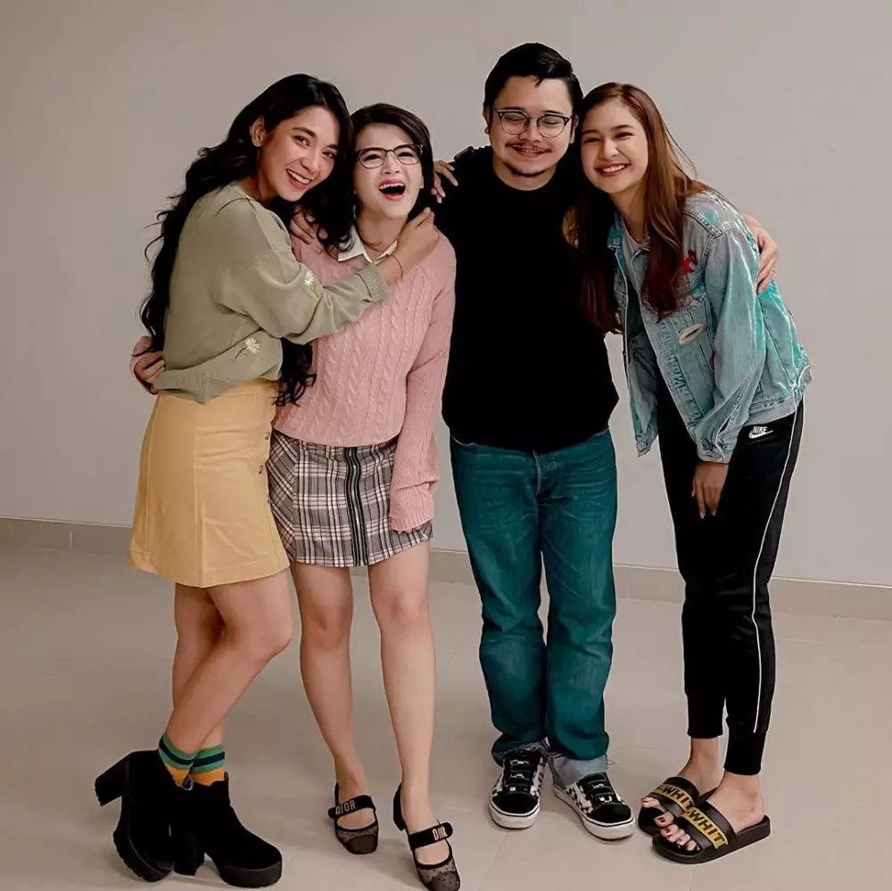 momen reuni pemain sinetron Kepompong instagram  momen reuni pemain sinetron Kepompong instagram