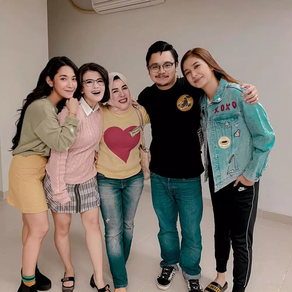 momen reuni pemain sinetron Kepompong instagram  momen reuni pemain sinetron Kepompong instagram