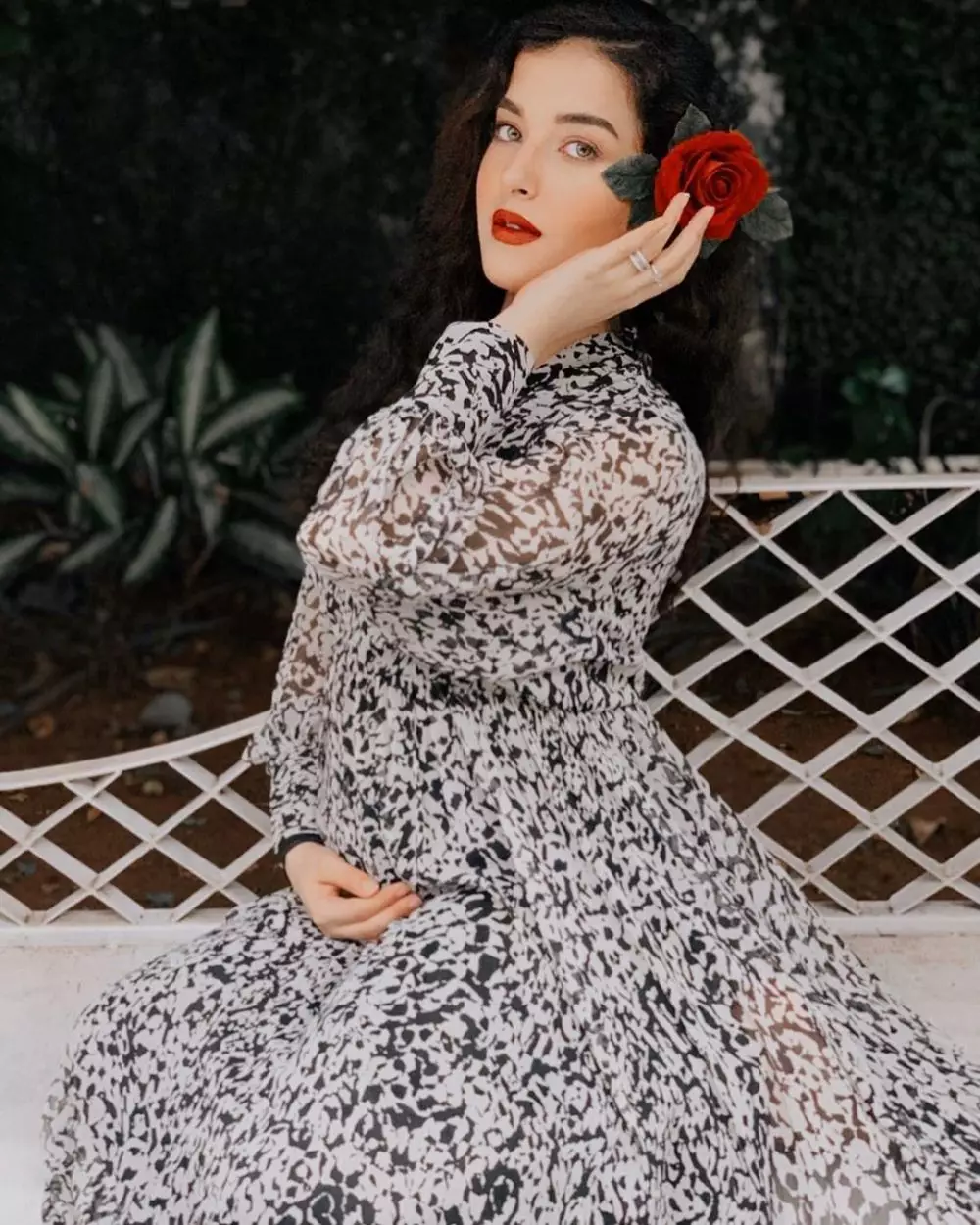 7 Gaya baby bump ala beauty vlogger  Instagram