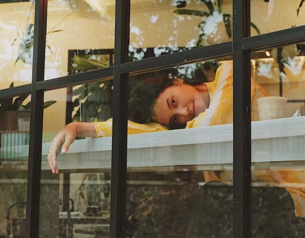 Potret muka bantal  © 2020 Instagram/@indahpermatas Potret muka bantal  © 2020 Instagram/@indahpermatas