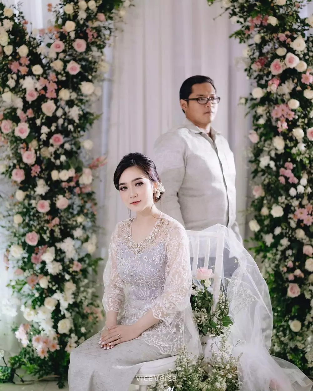 9 momen pertunangan astari budi Instagram