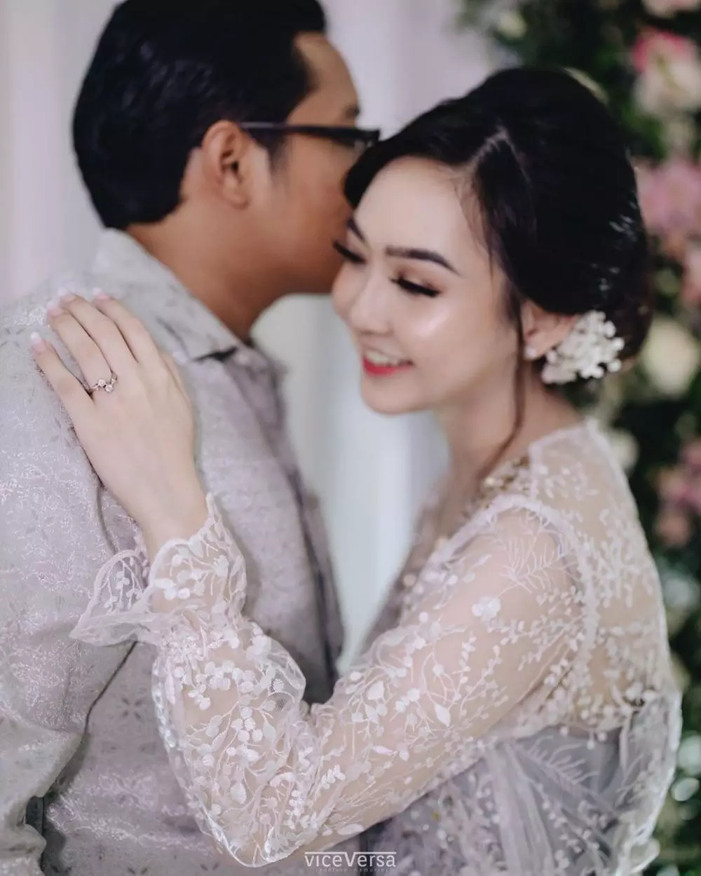 9 momen pertunangan astari budi Instagram