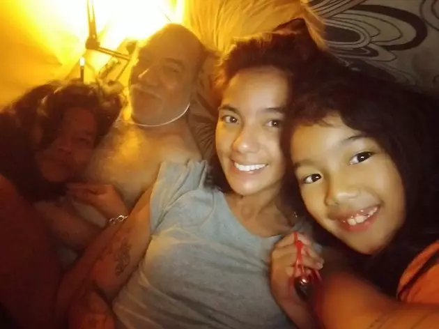 8 potret Sheila dan ayah instagram  8 potret Sheila dan ayah instagram