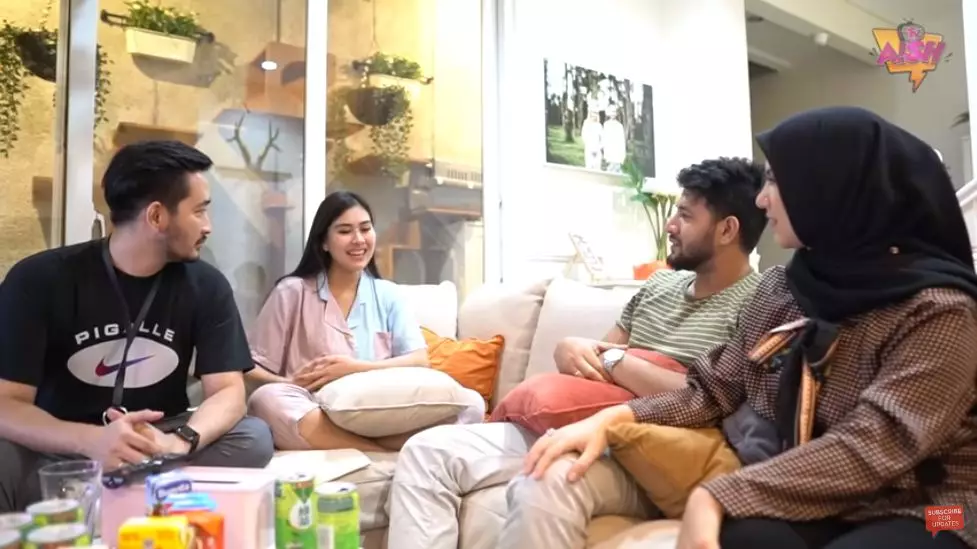 Sunat anak saat bayi © 2020  Instagram/@syahnazs