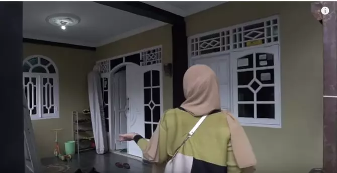 rumah pertama yang dibeli Denny Cagur © 2020 youtube.com rumah pertama yang dibeli Denny Cagur © 2020 youtube.com