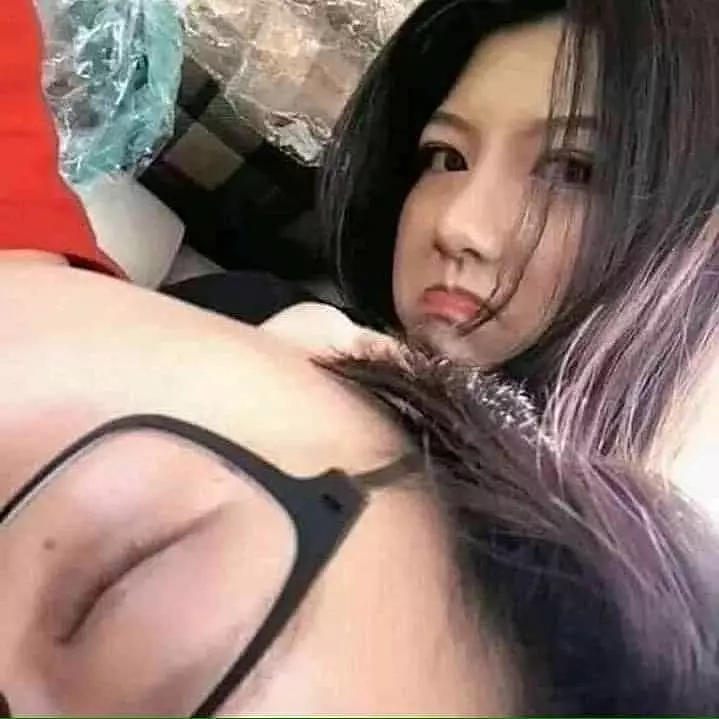 kamuflase lucu di foto selfie © 2020 instagram.com