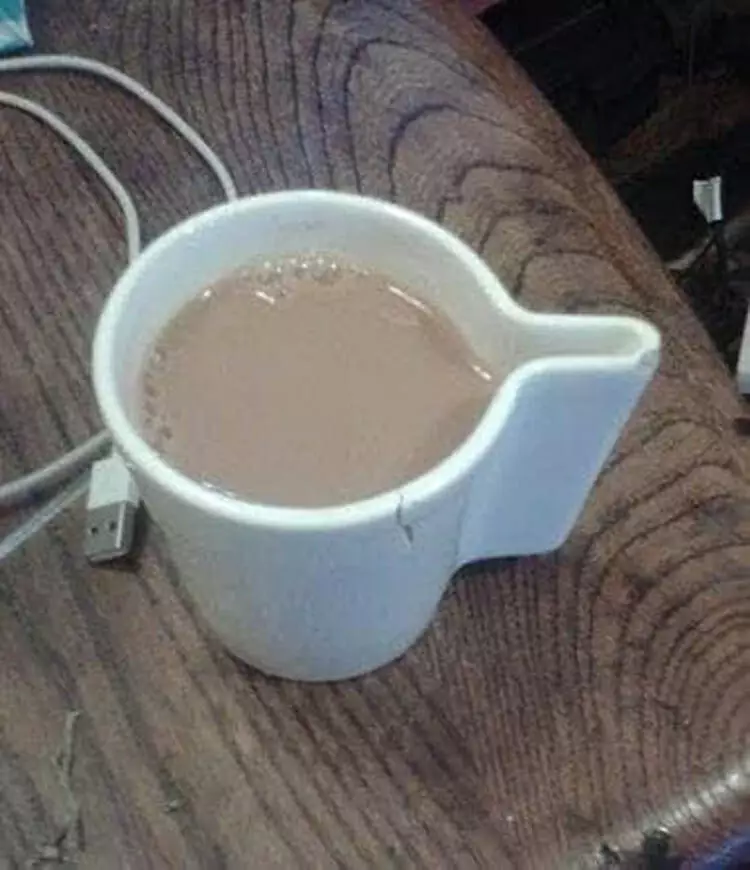 desain cangkir lucu bikin bingung © 2020 1cak.com