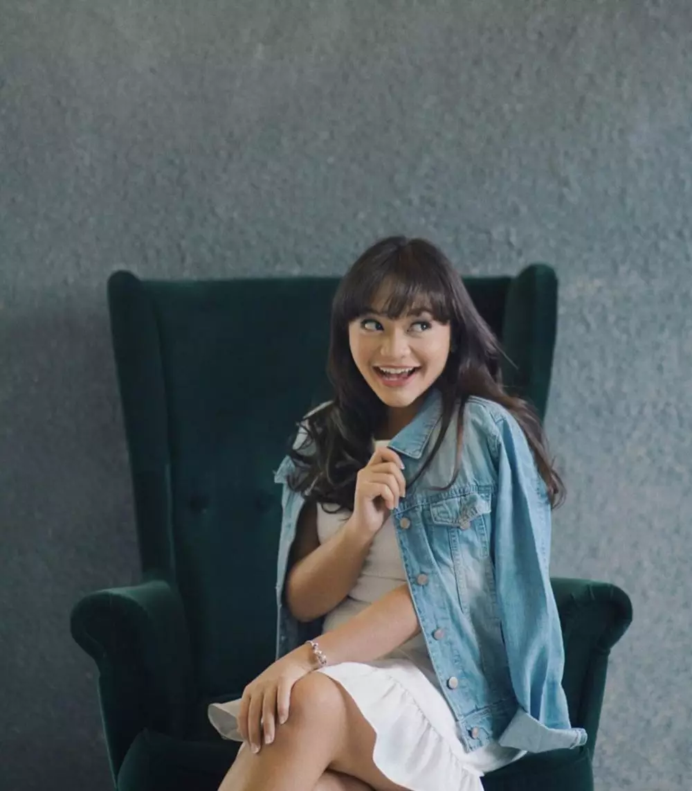 Seleb Indonesia ini di-follow idol Korea © 2020 brilio.net Seleb Indonesia ini di-follow idol Korea © 2020 brilio.net