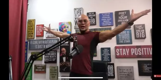 studio podcast seleb © 2020 brilio.net