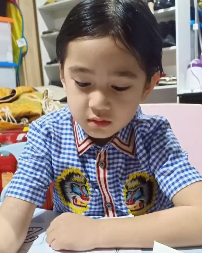 rafathar rambut mirip siwon © 2020 brilio.net rafathar rambut mirip siwon © 2020 brilio.net