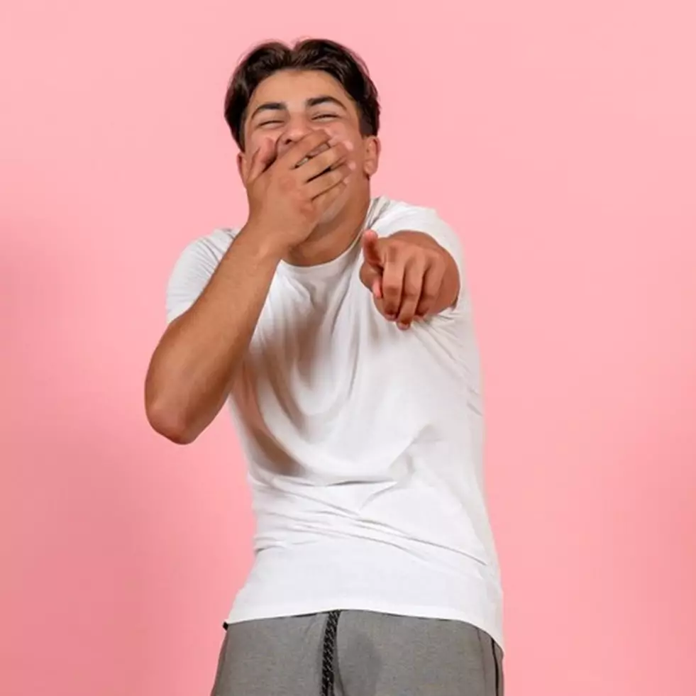 150 kata-kata sindiran kocak bahasa Jawa, halus tapi nyelekit