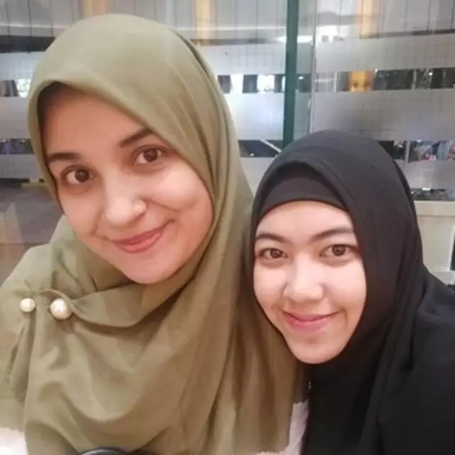 Kedekatan pesinetron & ibu sambungnya Instagram 