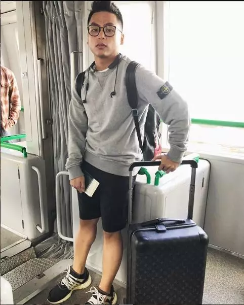 8 Potret mempesona Eric Sputra Instagram