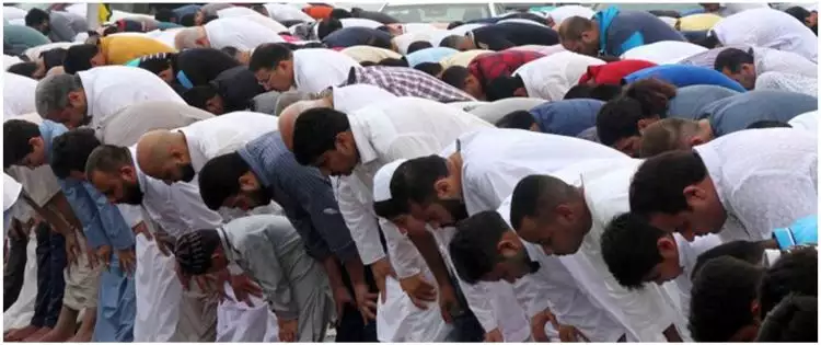Antisipasi Corona, Uni Emirat Arab larang salat jamaah di masjid