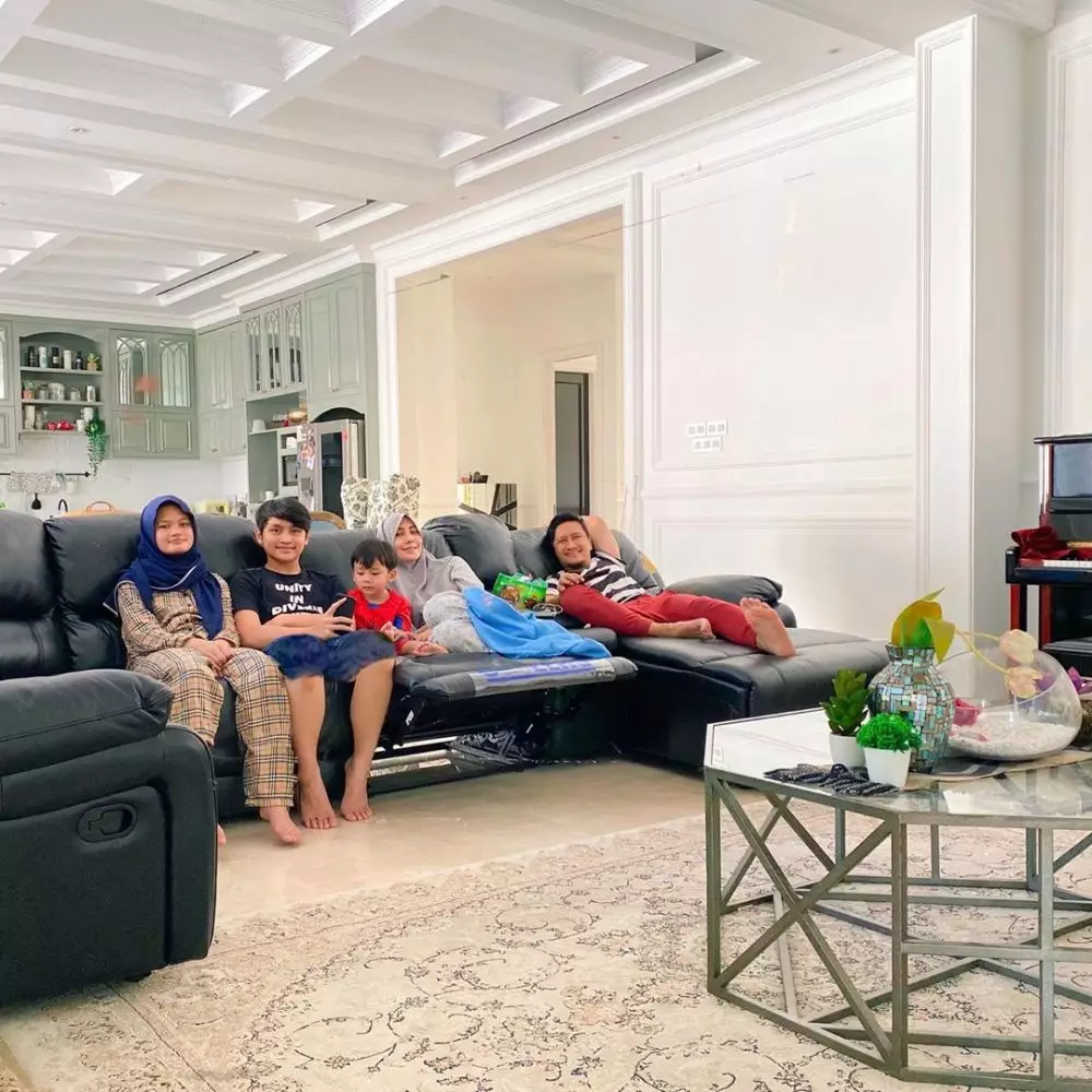 rumah seleb bikin salah fokus instagram  rumah seleb bikin salah fokus instagram