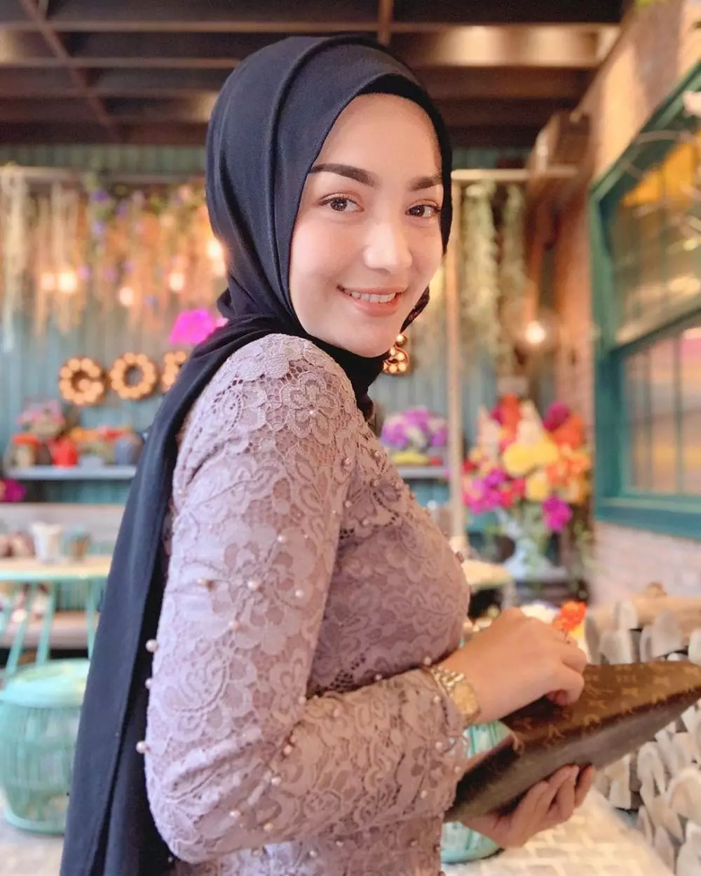 Pesona Imel Putri Cahyati  Instagram