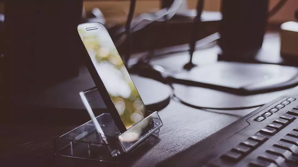 5 Langkah mudah bersihkan smartphone agar terbebas dari virus Corona pixabay.com