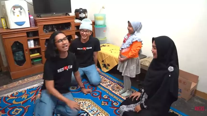 Potret rumah Risa Culametan instagram Potret rumah Risa Culametan instagram