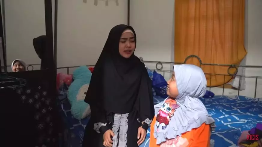 Potret rumah Risa Culametan instagram Potret rumah Risa Culametan instagram