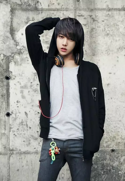 Aktor Lee Chi - hoon  © 2020 Twitter/@EmpressPcy