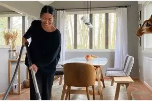 Tinggal di luar negeri, ini aktivitas 4 seleb saat lockdown