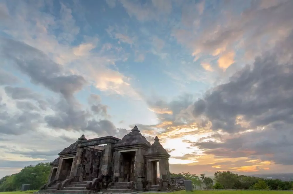 Candi Jateng © 2020 brilio.net