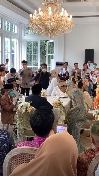 syamsir alam bunga menikah © 2020 brilio.net