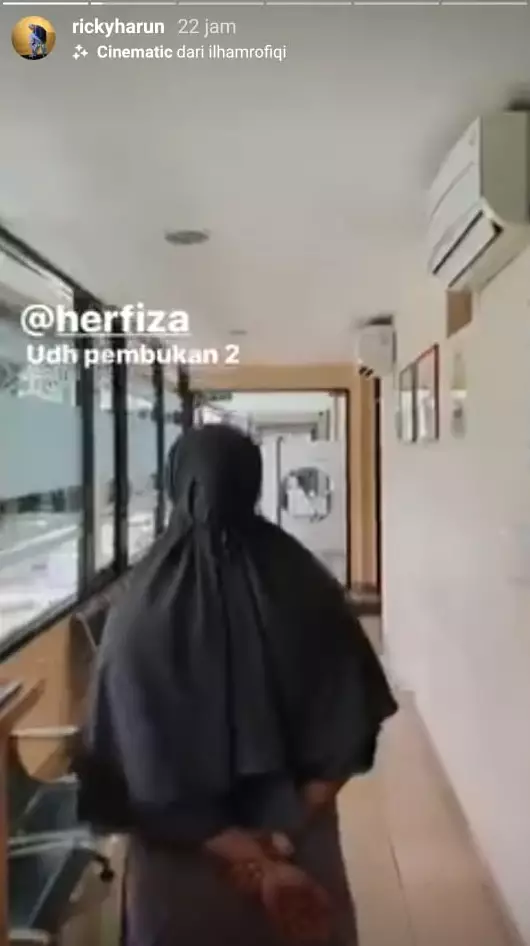 7 Momen kelahiran anak ke-4 Ricky Harun instagram 7 Momen kelahiran anak ke-4 Ricky Harun instagram